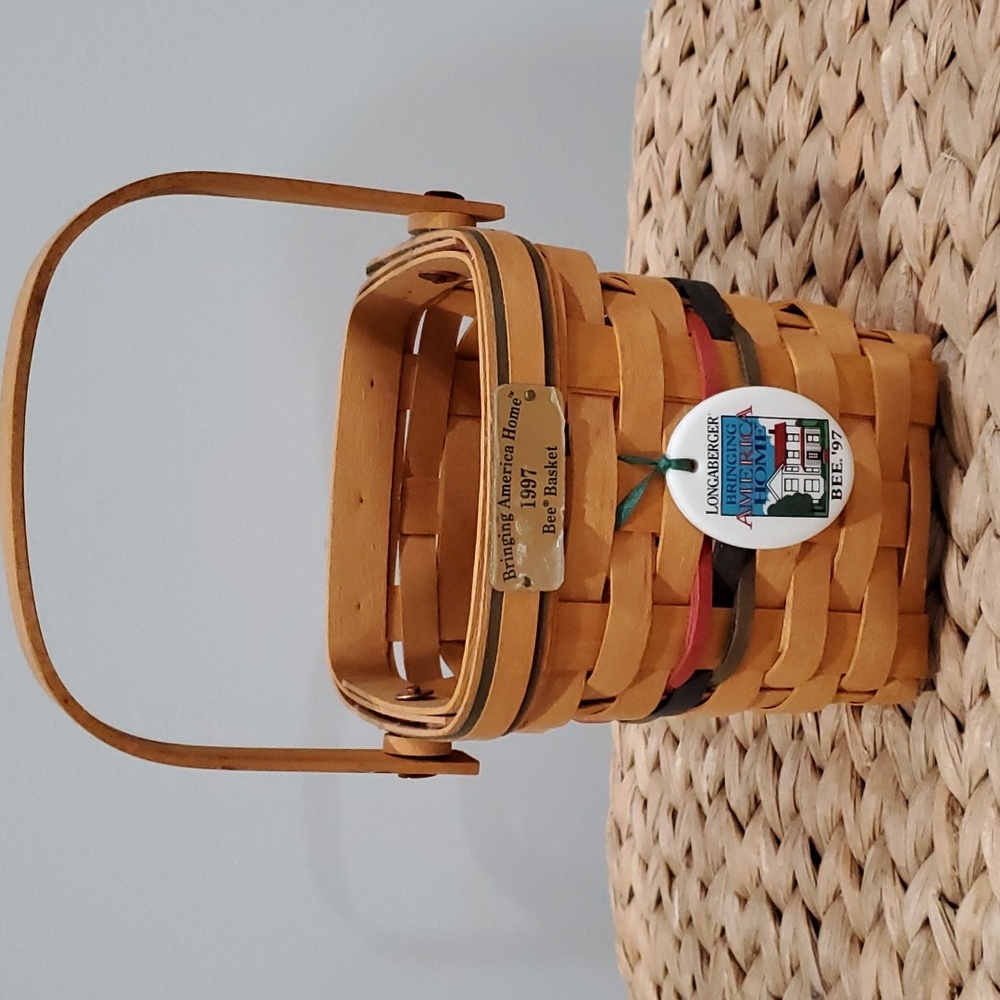 Longaberger 1997 Bee Basket & Tie-on Vintage